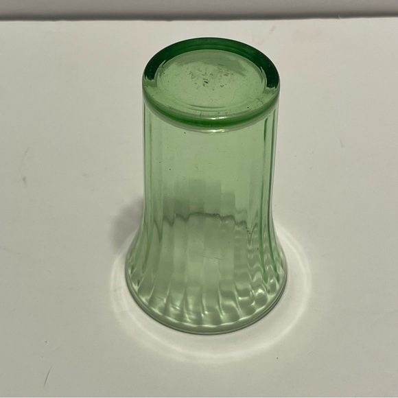 Green UV Glass - Flat Tumbler Glass - Picture 6 of 6